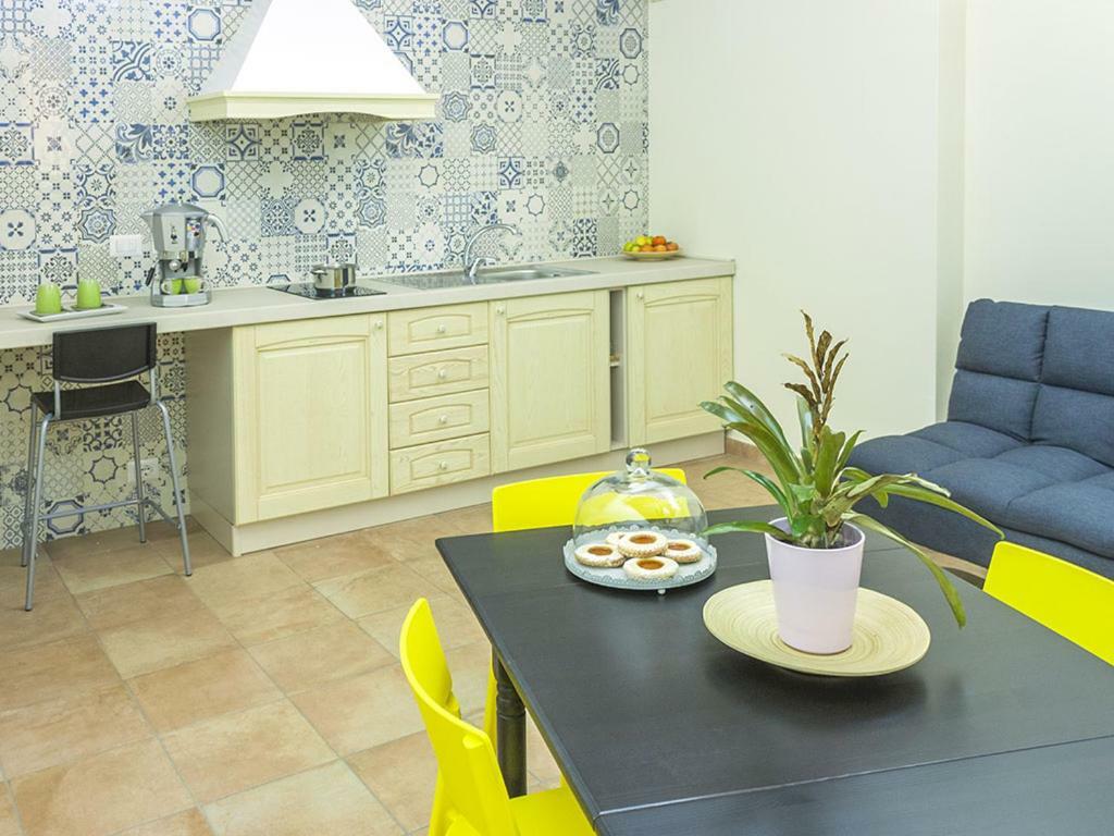 Domus Purpurea Apartment